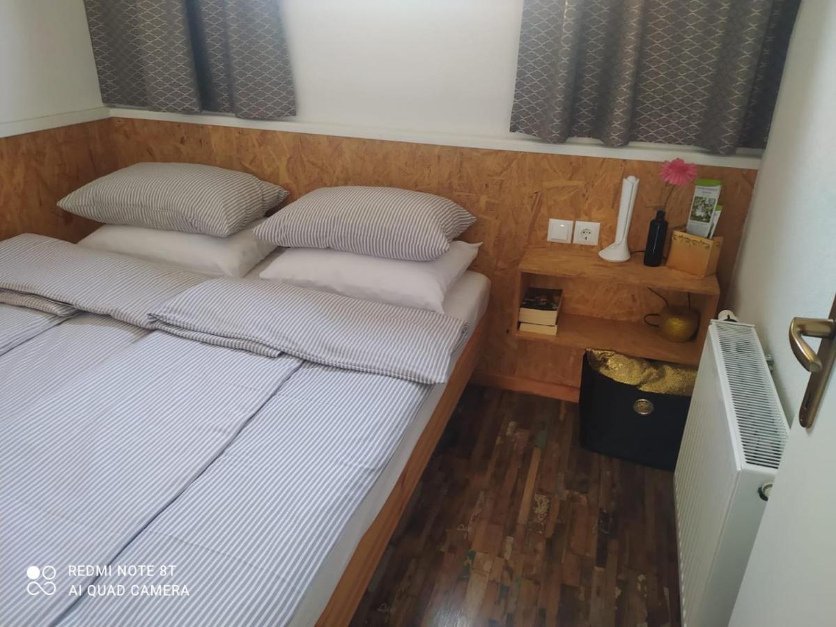 Studio Apartman Gradna Samobor Exteriér fotografie